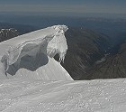 Карниз на вершине Восточной Белухи.