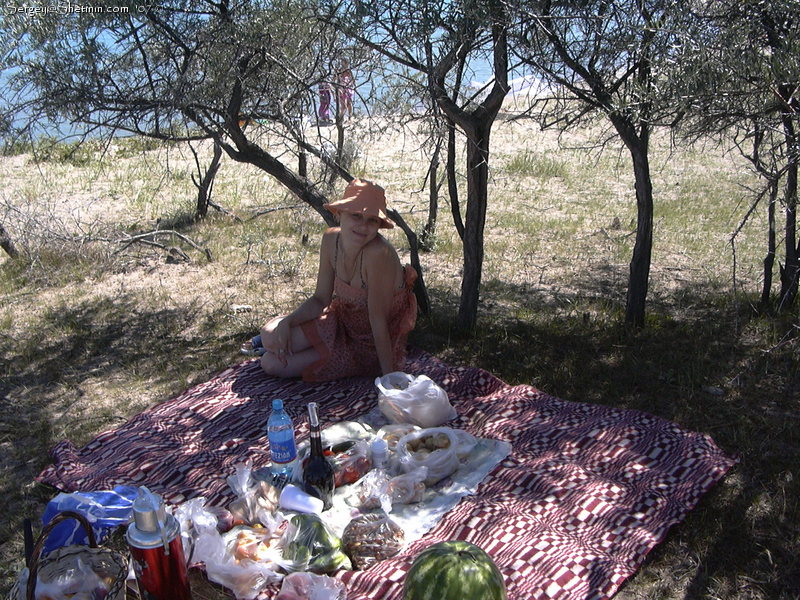 Lunch at the beach of Issyk-Kul Lake.