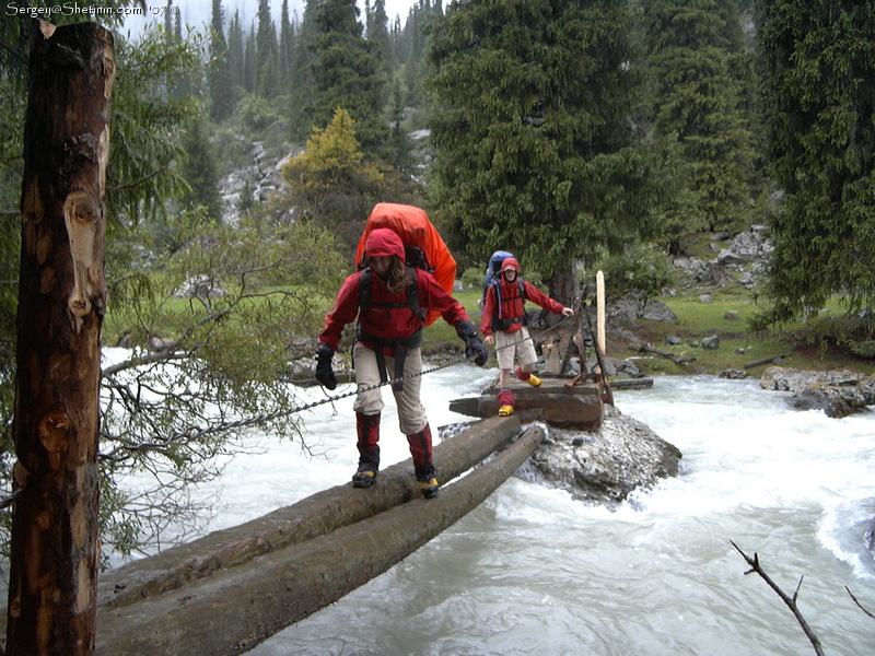 Crossing Karakol river.