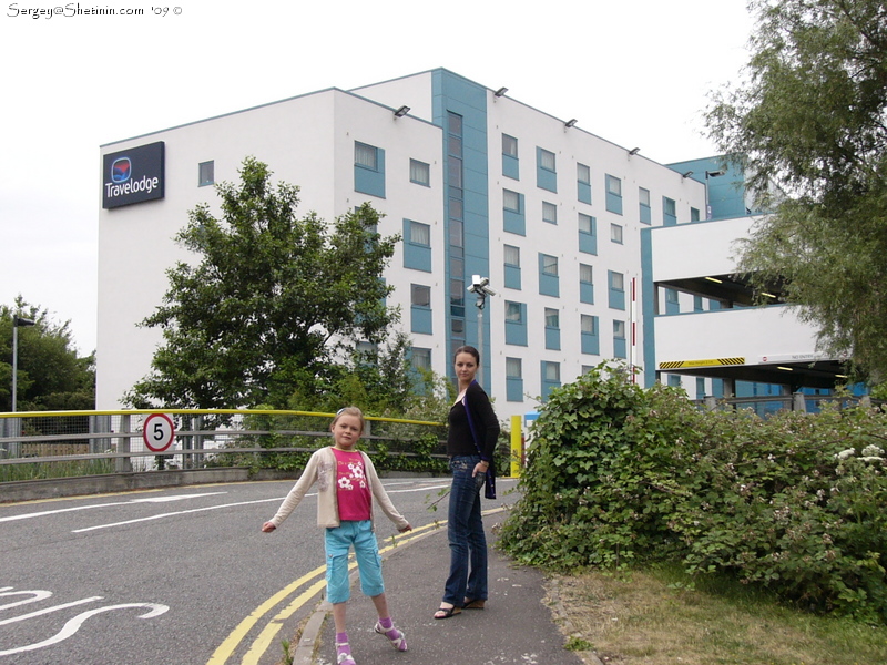 Гостиница Travelodge при Терминале №5 аэропорта Хитроу (Heathrow). Лондон (London).