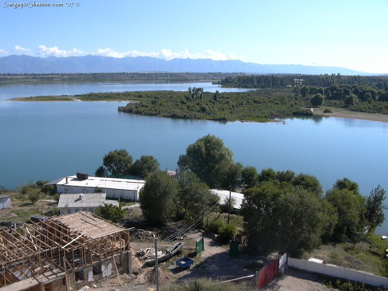 Issyk-Kul Lake. Djergalan bay. Karakol river mouth.