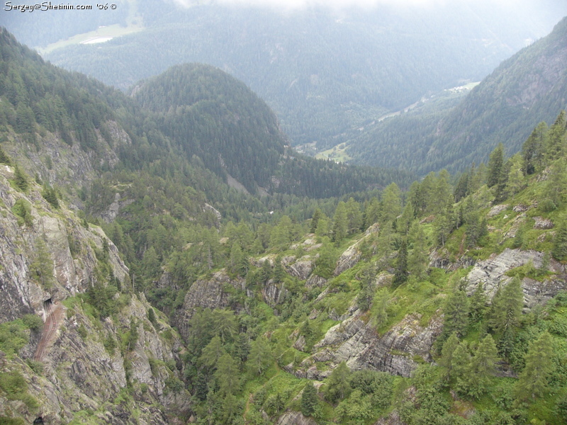 Lake D'Emosson. View to the valley.