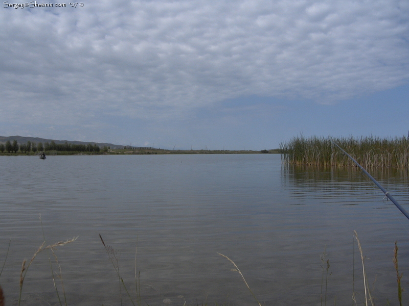 Lake Kokuikol (Kokui-Kul). Fishing.