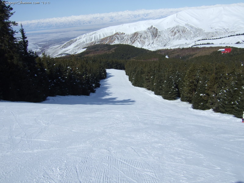The route down after cafe. Karakol ski-base