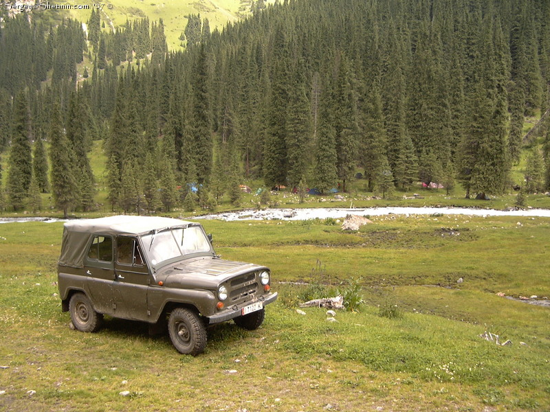 Camp of somebody in Karakol valley