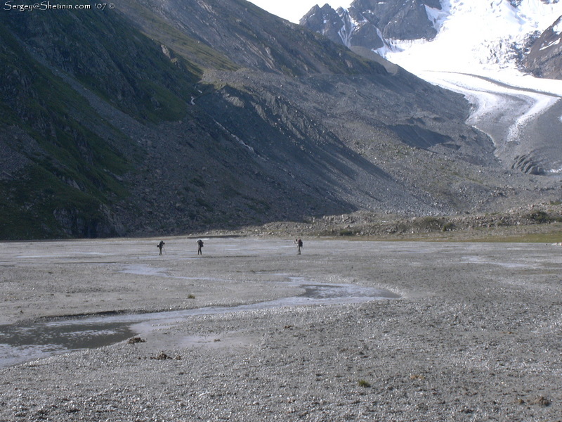 Crossing the valley.