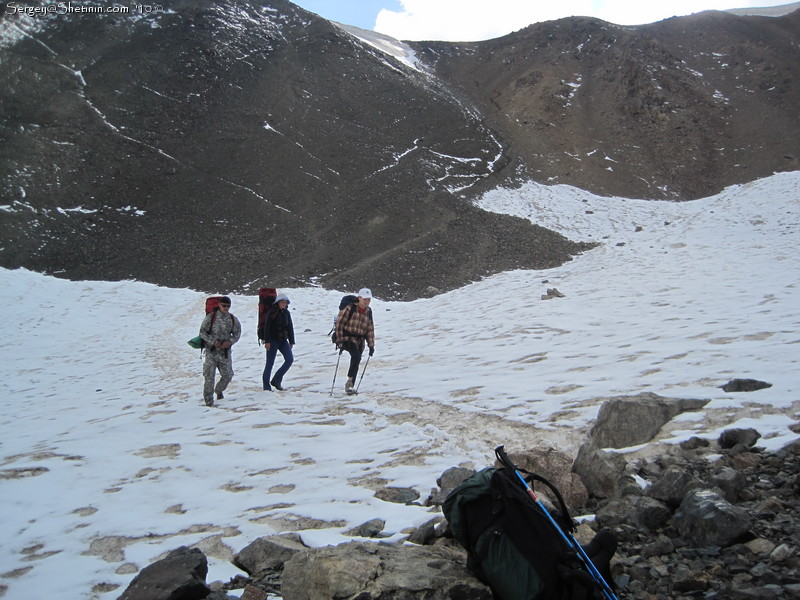 View of Ala-Kul pass from down