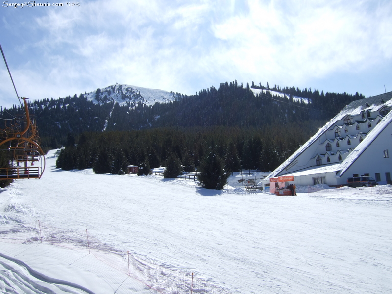 View form lowest lift to routes of Karakol base