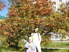 Arriving in Novosibirsk we found an autumn here. At this time all rowan-trees looks beautiful, like my girls.